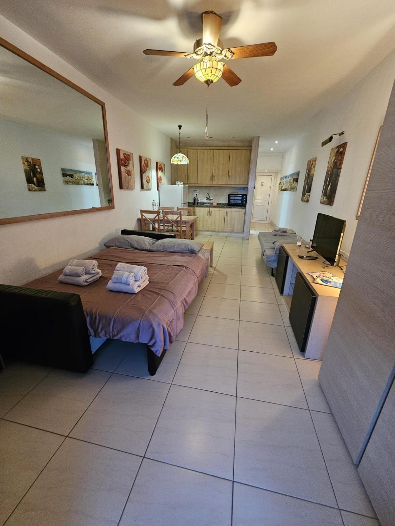 Azahara Playa Vistas - - Playa De Americas Apartment *